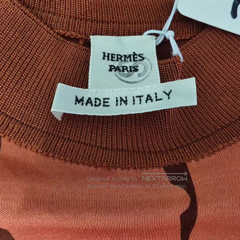 Hermes Hermes Orange Horseshoe Print Silk Short Sleeve Size XS / US 0-2 / IT 36-38 - 3 Thumbnail