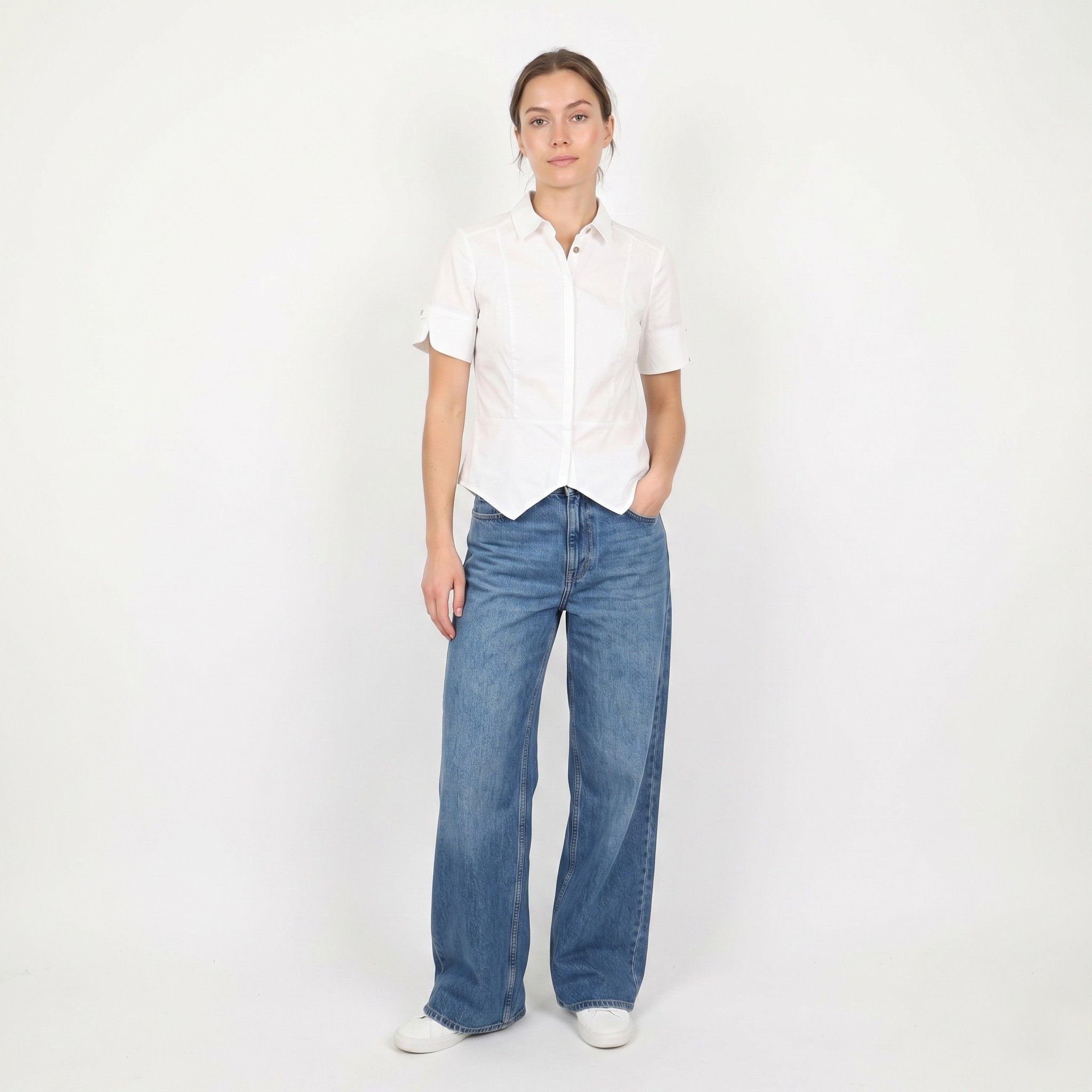 Aquascutum Aquascutum Women M (S) Shirt White 10000 Size S / US 4 / IT 40 - 1 Thumbnail