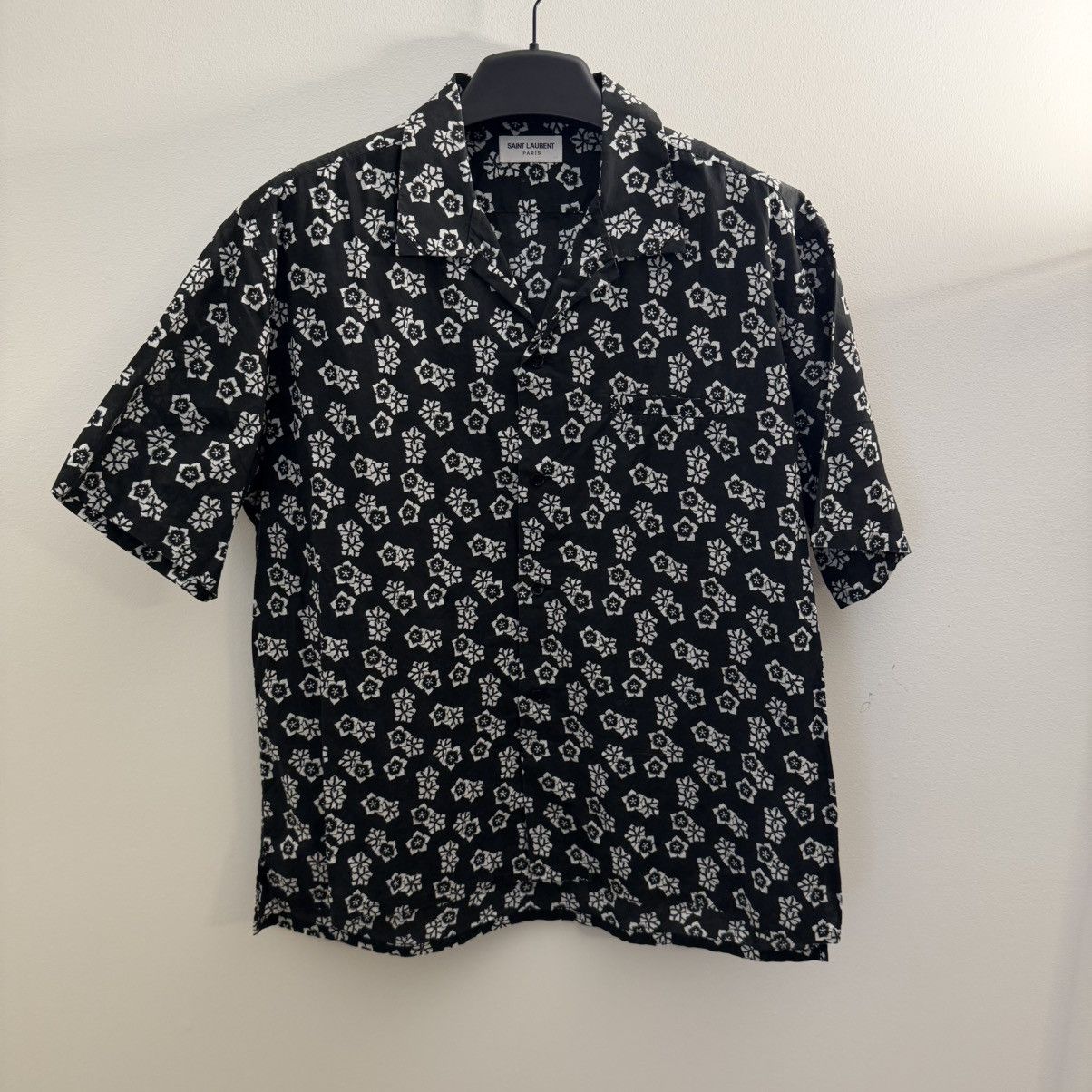 Saint Laurent Paris Cotton Floral S/S Shirt Size US L / EU 52-54 / 3 - 1 Thumbnail