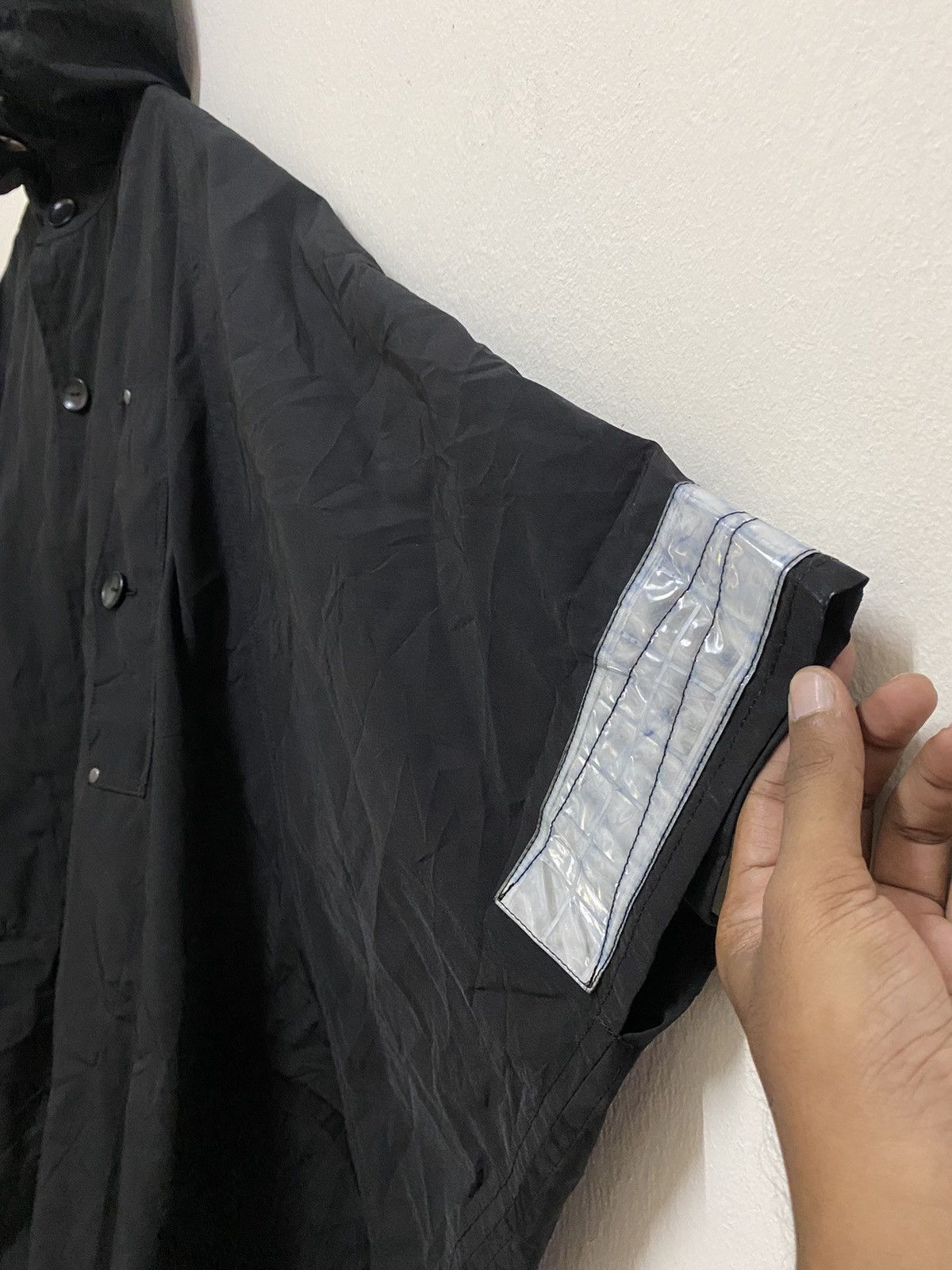 Comme des Garcons rare comme des garcons junya watanabe fw18 reflector poncho Size US L / EU 52-54 / 3 - 7 Thumbnail