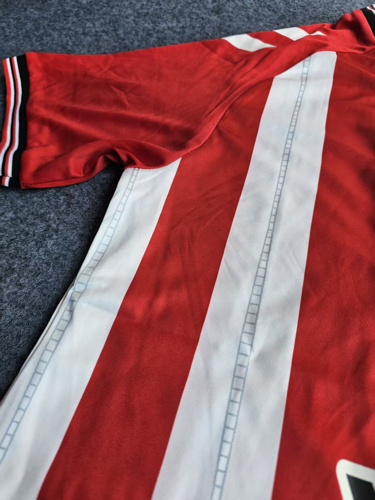 Other 2025 26 Sunderland Jersey Home S Size US S / EU 44-46 / 1 - 4 Thumbnail