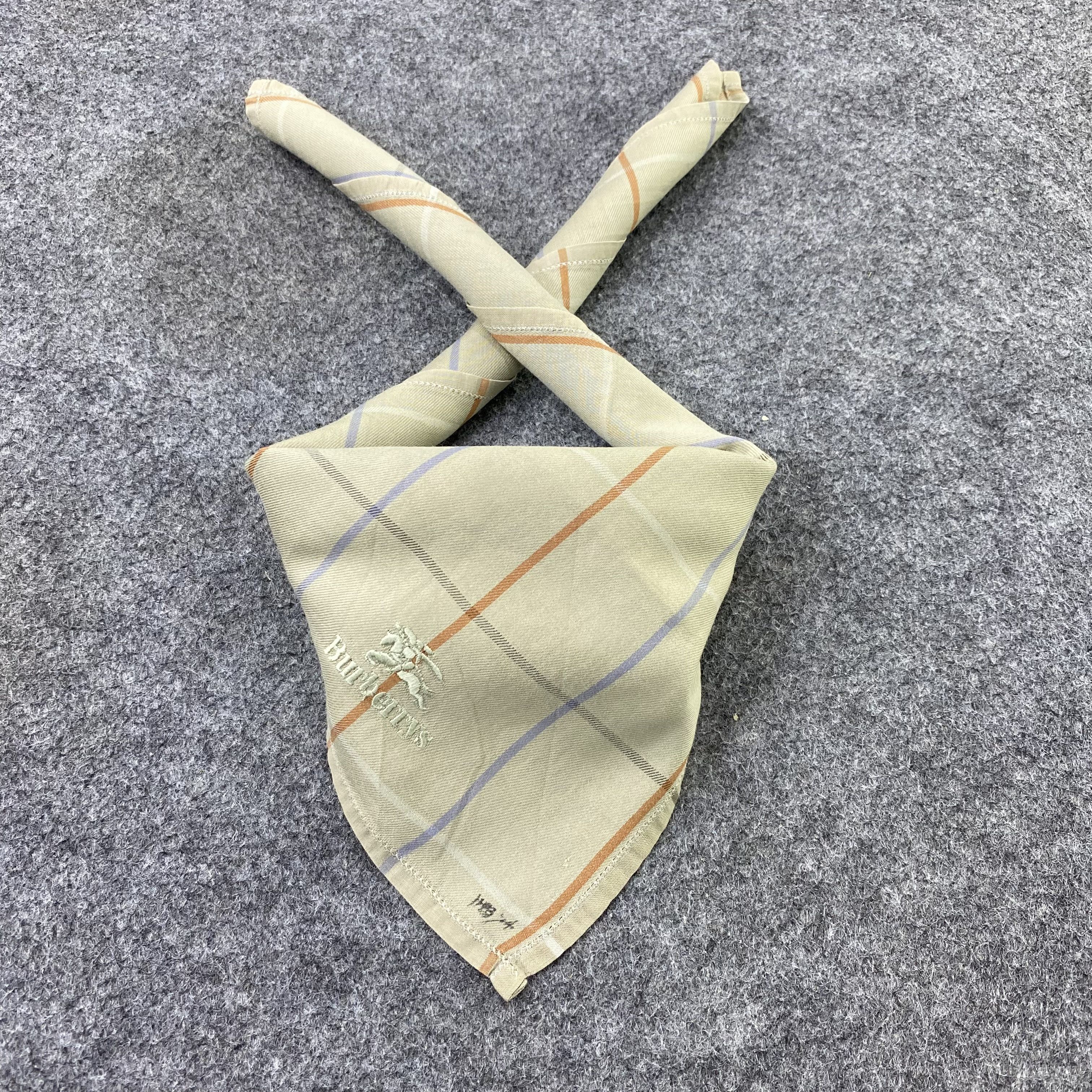 Burberry Burberry Handkerchief Neckerchief Bandana-B1701 Size ONE SIZE - 2 Thumbnail