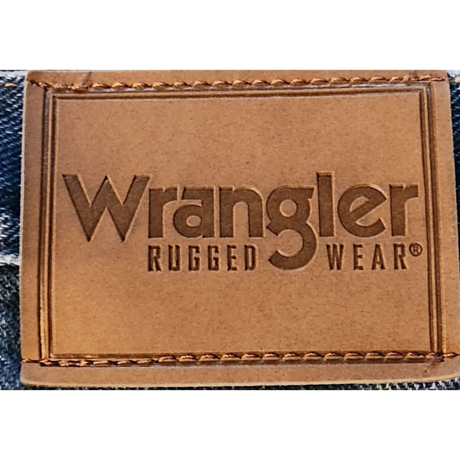 Wrangler Wrangler Rugged Wear Men's Jeans Denim Blue 38x29 Straight Leg Classic Fit 5-Pocket Regular Rise Mid Inseam 29 Bagged & Shipped USPS Priority Mail Size US 38 / EU 54 - 4 Thumbnail