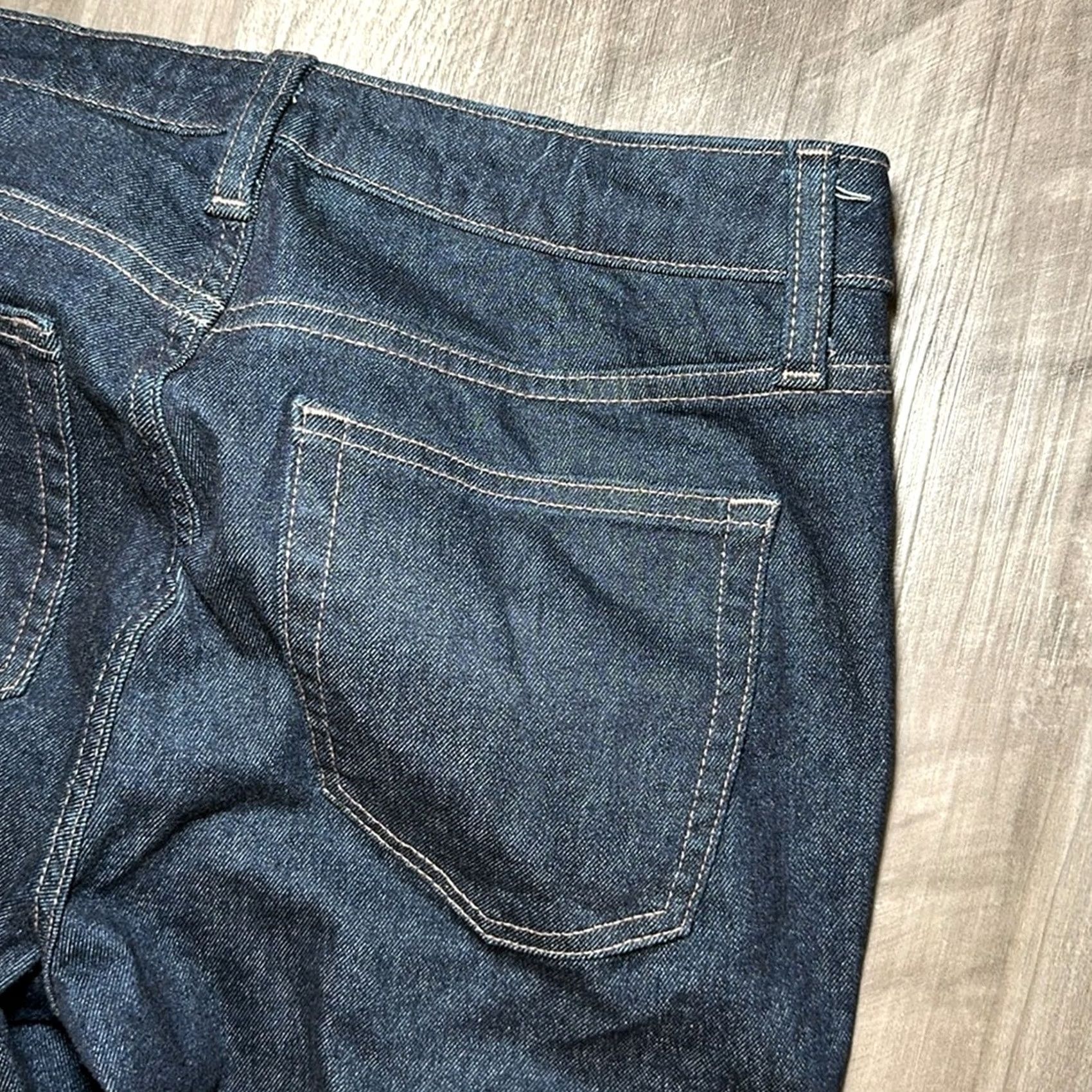 Uniqlo VINTAGE Uniqlo Women Jeans Slim Straight Mid Rise 27 Blue Regular Size 27 89% Cotton 11% Elastane Size 27" / US 4 / IT 40 - 4 Thumbnail