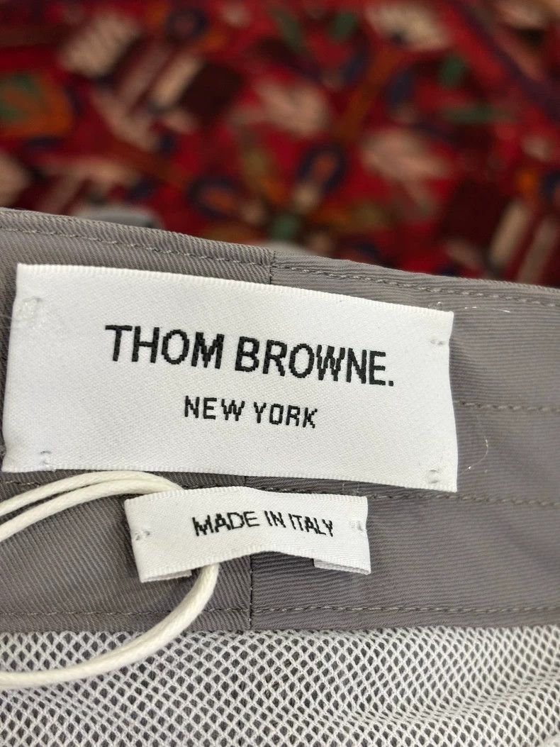 Thom Browne Thom Browne Classic four-barrel shorts Size US 39 - 6 Thumbnail