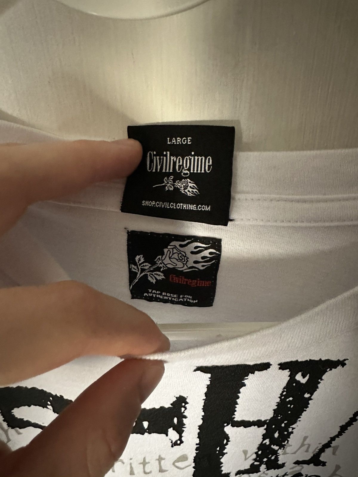 Civil Regime Civil Regime Deathnote White Ryuk Graphic Tee Size US L / EU 52-54 / 3 - 5 Thumbnail
