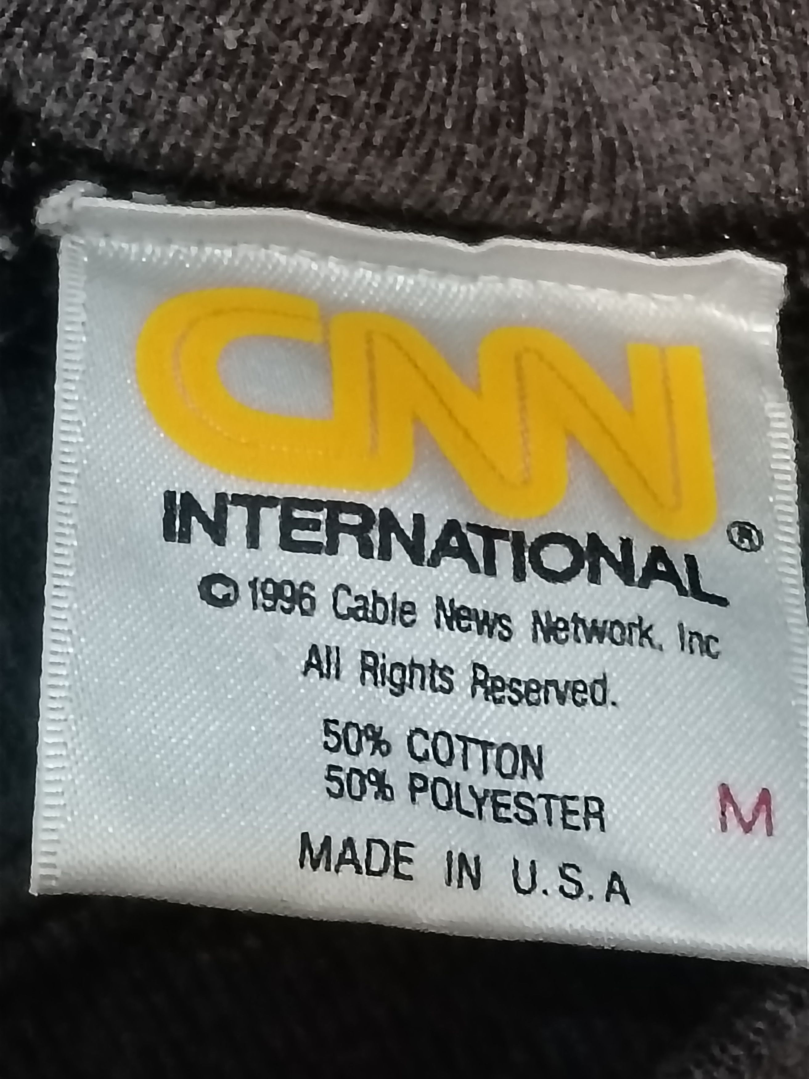 Vintage VINTAGE 1996 CNN INTERNATIONAL SWEATSHIRT Size US M / EU 48-50 / 2 - 2 Thumbnail
