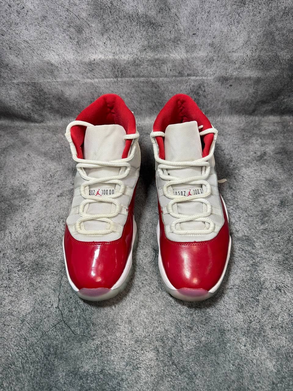 Jordan Brand Size 10 | Jordan 11 Cherry No Box | Pre-Owned Size US 10 / EU 43 - 2 Thumbnail
