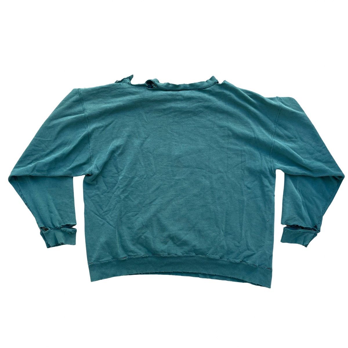 Nike Vintage Nike Big Logo Thrashed Faded Crewneck Size Medium Size US M / EU 48-50 / 2 - 8 Thumbnail