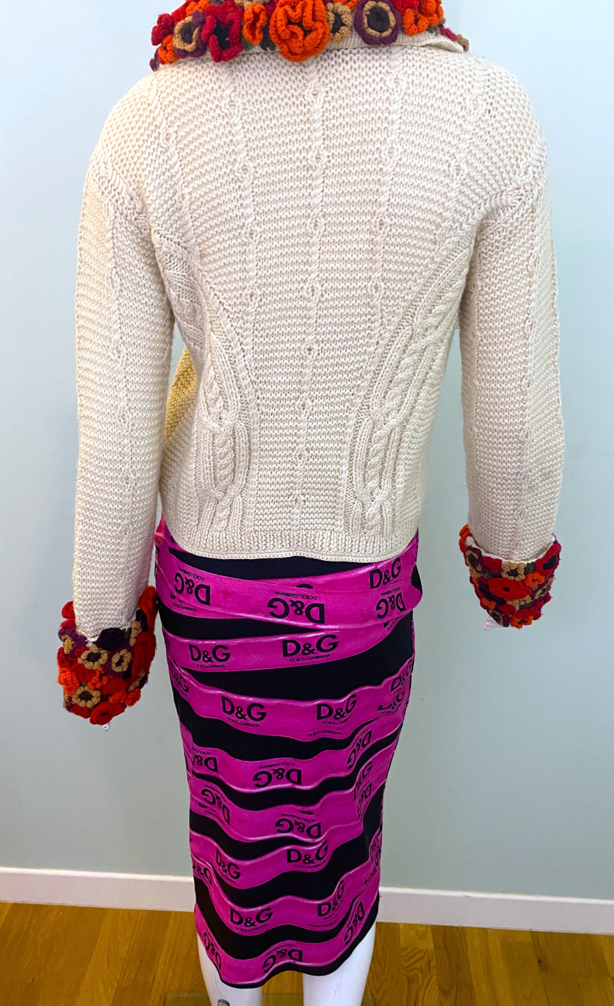 Moschino Moschino Crochet Beaded Cardigan Sweater Pullover Size M / US 6-8 / IT 42-44 - 5 Thumbnail