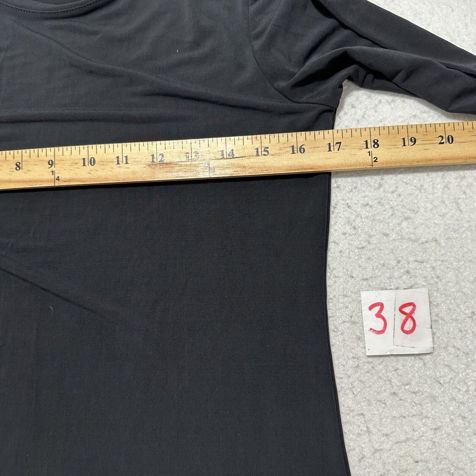Isaac Mizrahi Isaac Mizrahi Small Short Sleeve Acetate Blend Black T Shirt Size S / US 4 / IT 40 - 7 Thumbnail