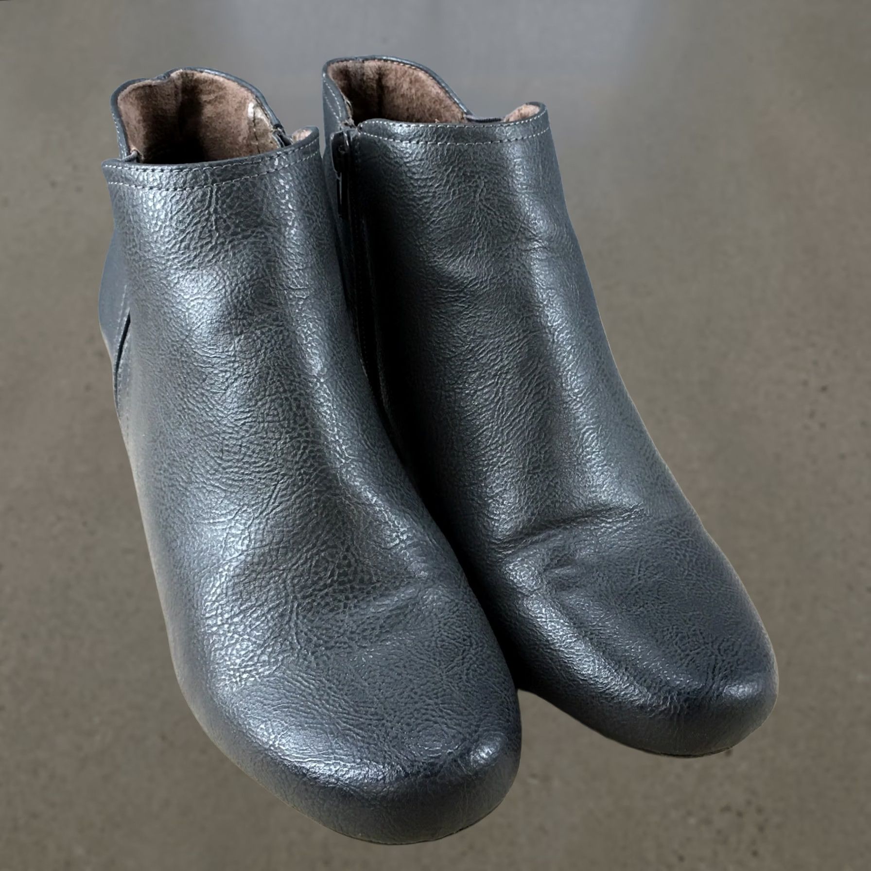 Vintage Natural Souls Womens 8 Wide Evans Ankle Booties Wedge Gray Faux Leather Boots Size US 8 / IT 38 - 1 Thumbnail