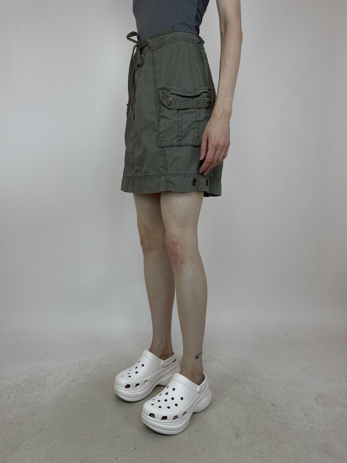 Calvin Klein Calvin Klein Cargo Mini Skirt Women’s Drawstring size 10 Size 32" / US 10 / IT 46 - 3 Thumbnail