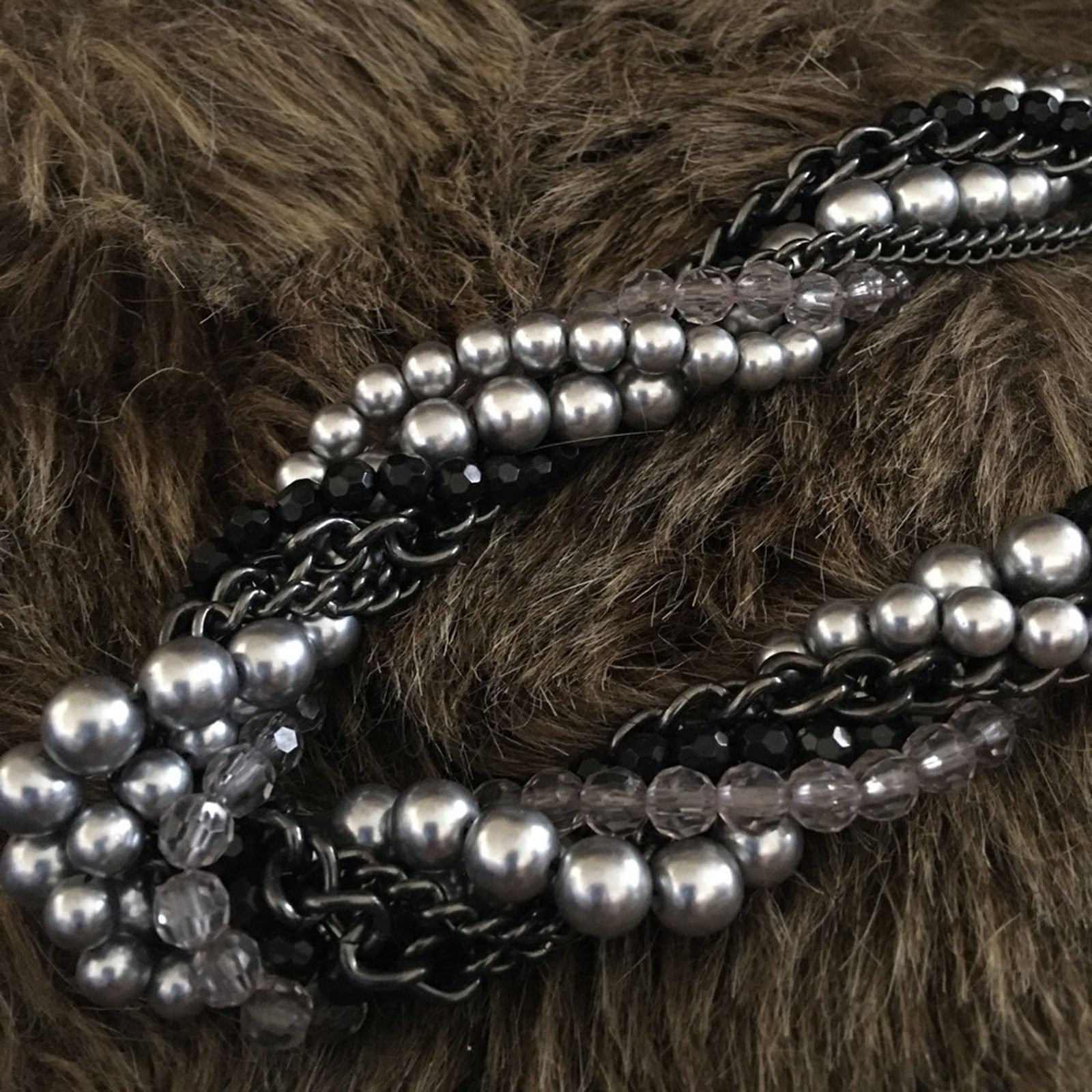 Jewelry Premier Designs twisted pearl and chain necklace Size ONE SIZE - 8 Thumbnail
