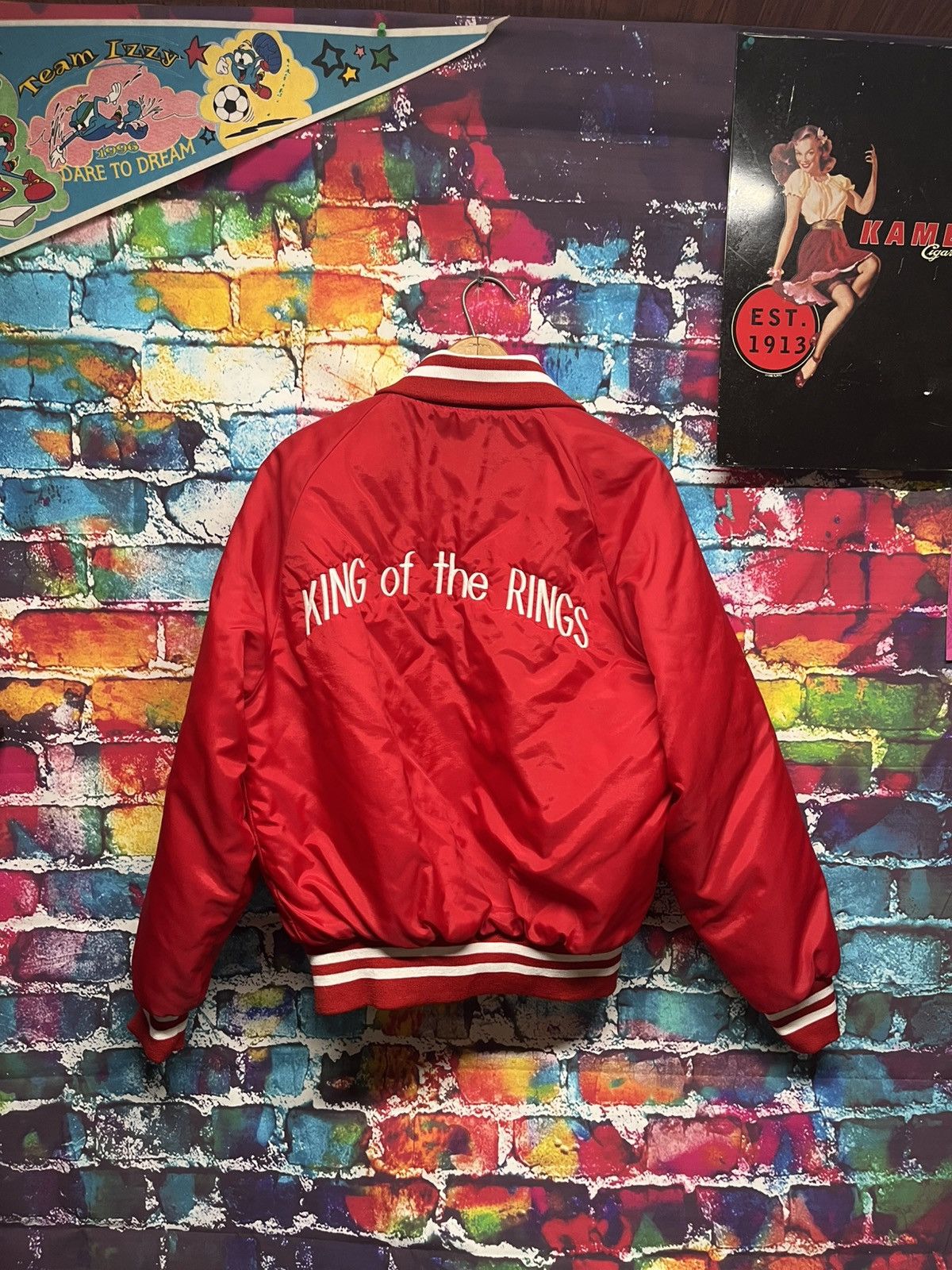 Holloway × Vintage Vintage Bomber Jacket M Red Holloway of the Rings Size US M / EU 48-50 / 2 - 2 Thumbnail