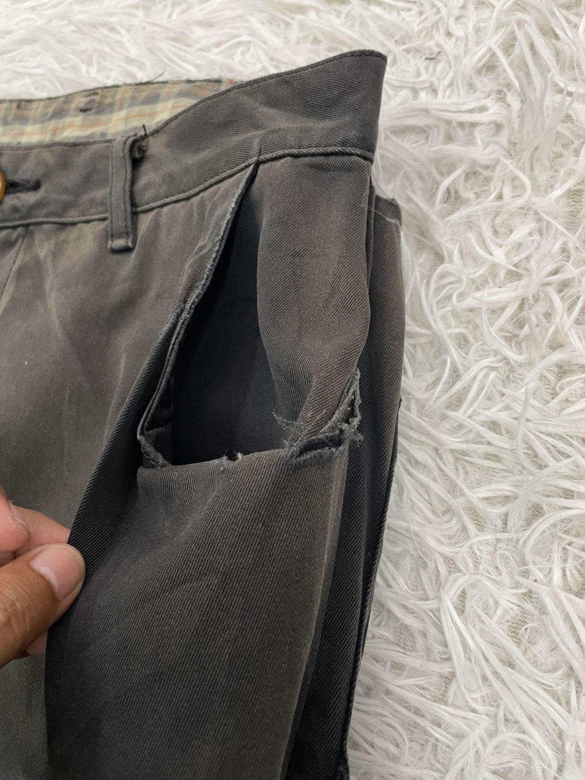 Vivienne Westwood Vintage Vivienne Westwood Man 00s 3D Cargo Pocket Faded Pant Size US 30 / EU 46 - 6 Thumbnail