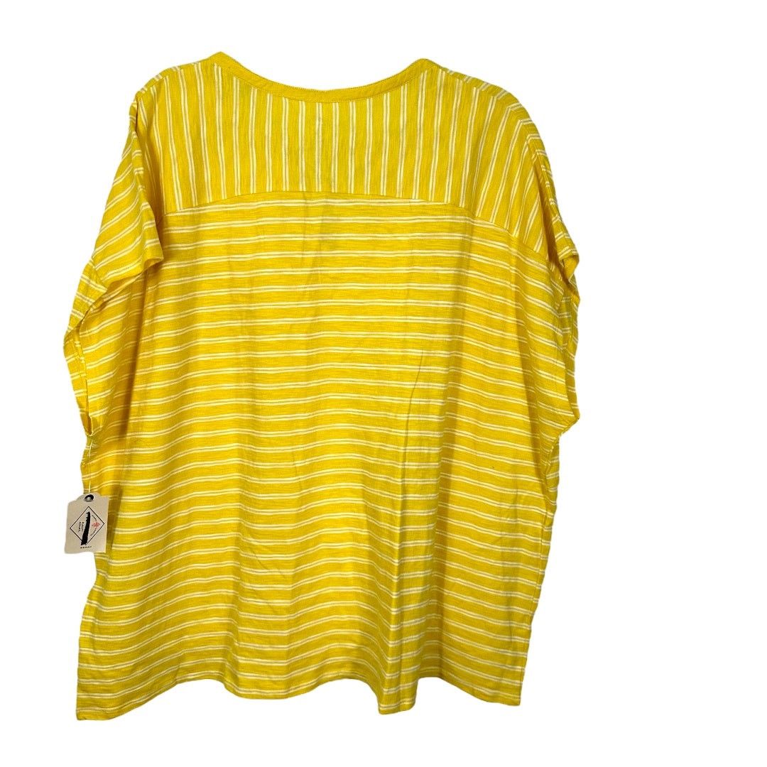 St. Johns Bay St Johns Bay Yellow White Striped Top Size 2X Size XXL / US 16-18 / IT 52-54 - 2 Thumbnail