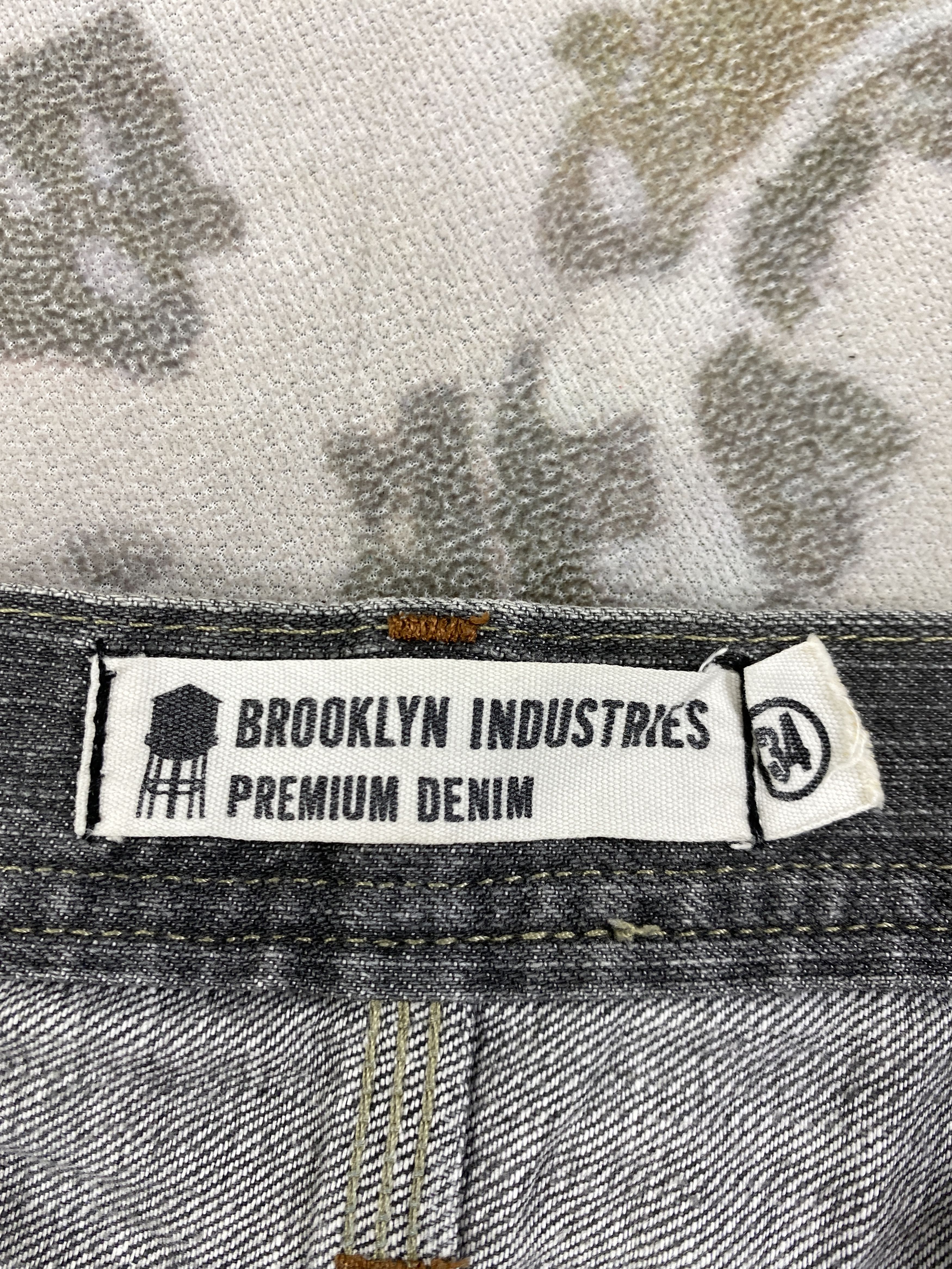 Le Grande Bleu (L.G.B.) Brooklyn Industries LGB style Jeans 35x31.5 - JN3014 Size US 35 - 9 Thumbnail