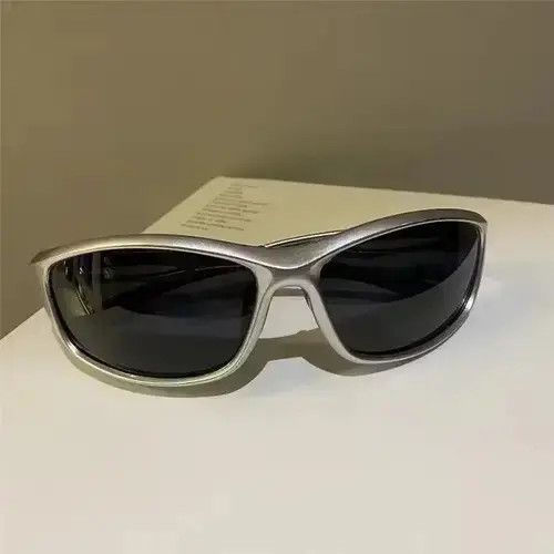 VIBE Retro punk sunglasses Size ONE SIZE - 3 Thumbnail