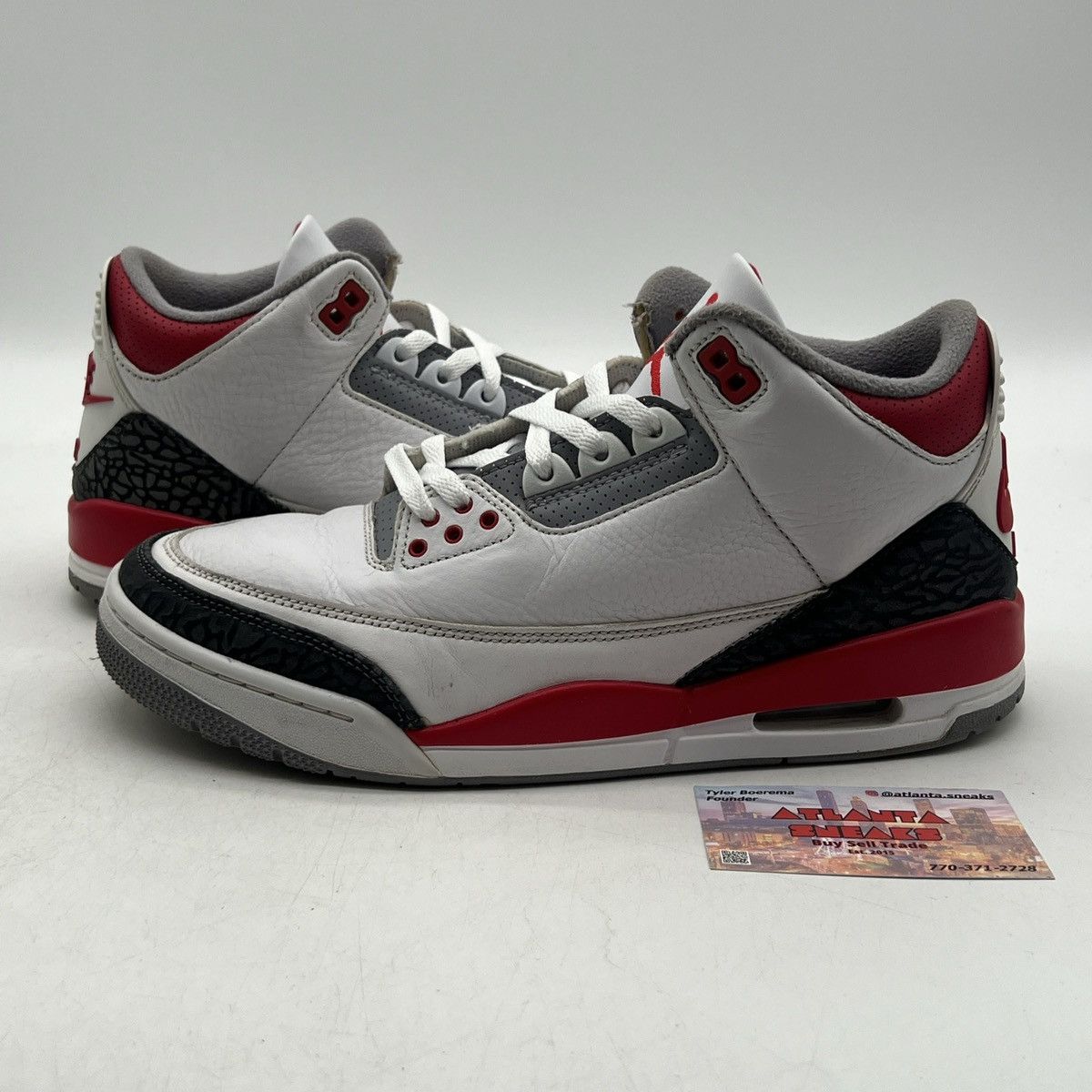 Jordan Brand Air Jordan 3 fire red Size US 9.5 / EU 42-43 - 1 Thumbnail