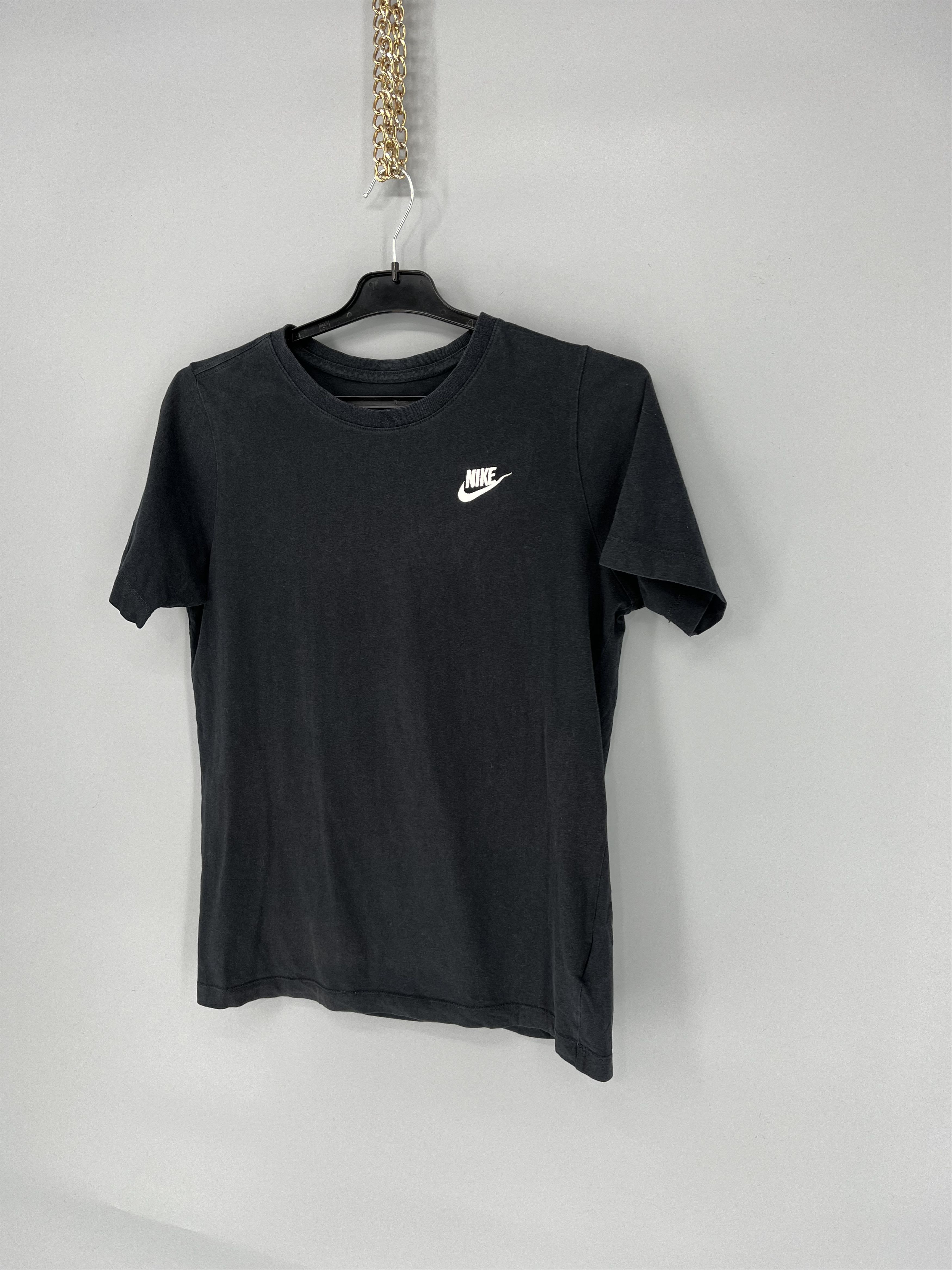 Vintage Vintage 90s Nike tee streetwear centre swoosh y2k style Size US S / EU 44-46 / 1 - 3 Thumbnail