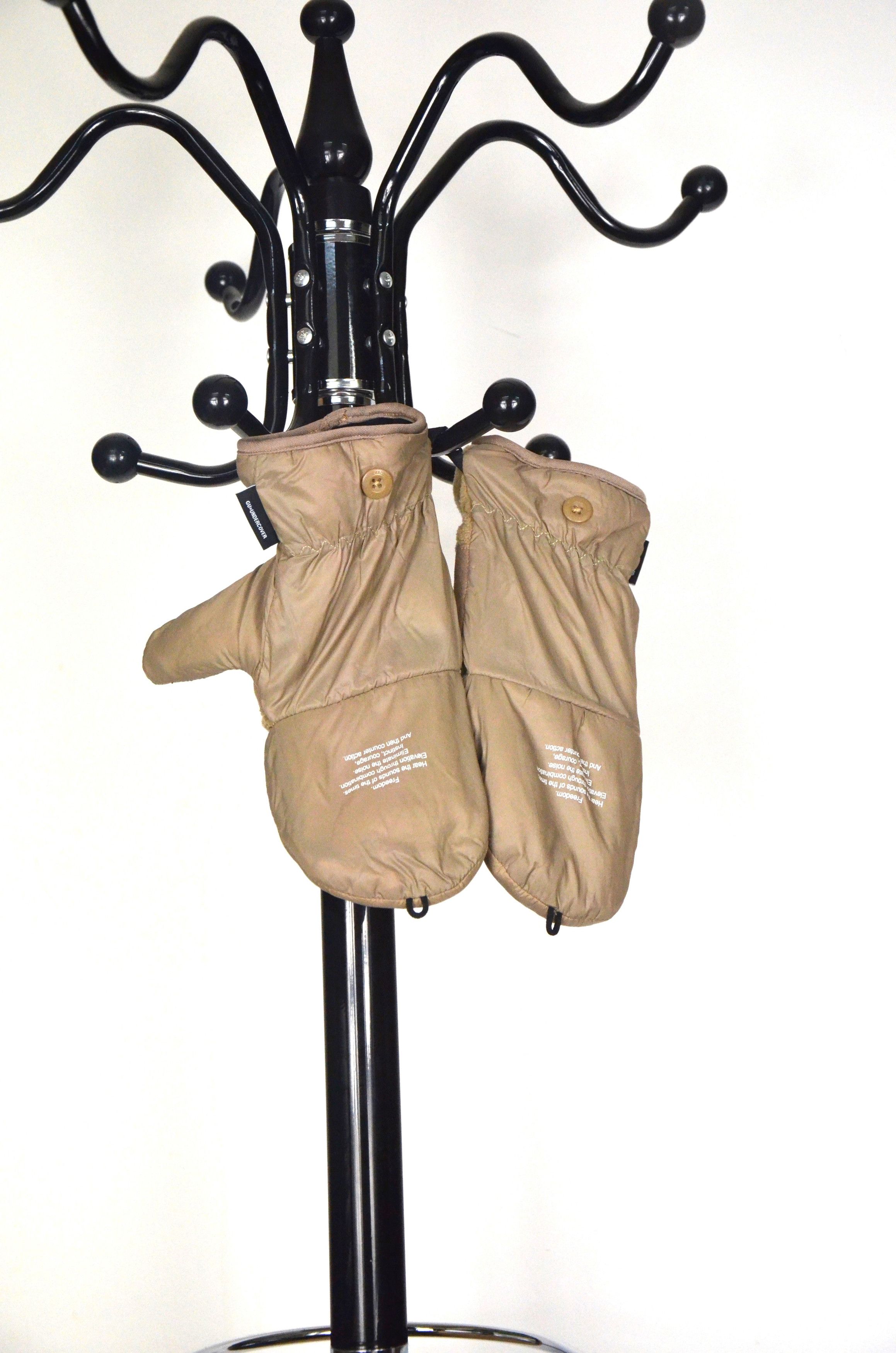 image of Undercover Gu Gloves Very in Beige, Men's