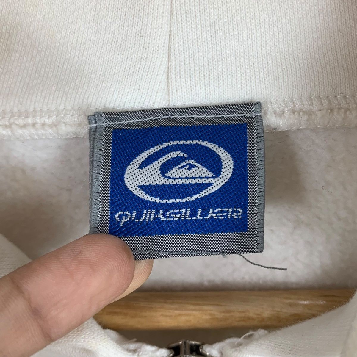 Quiksilver Vintage QUIKSILVER SKATEBOARD Surfboard Hoodie Sweatshirt Size US L / EU 52-54 / 3 - 7 Thumbnail