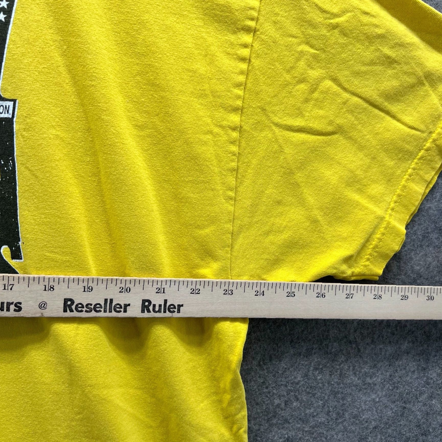 Harley Davidson VINTAGE Harley-Davidson Shirt Mens 2XL Yellow Crewneck Jamaica Y2K Logo T-Shirt Size US XXL / EU 58 / 5 - 7 Thumbnail