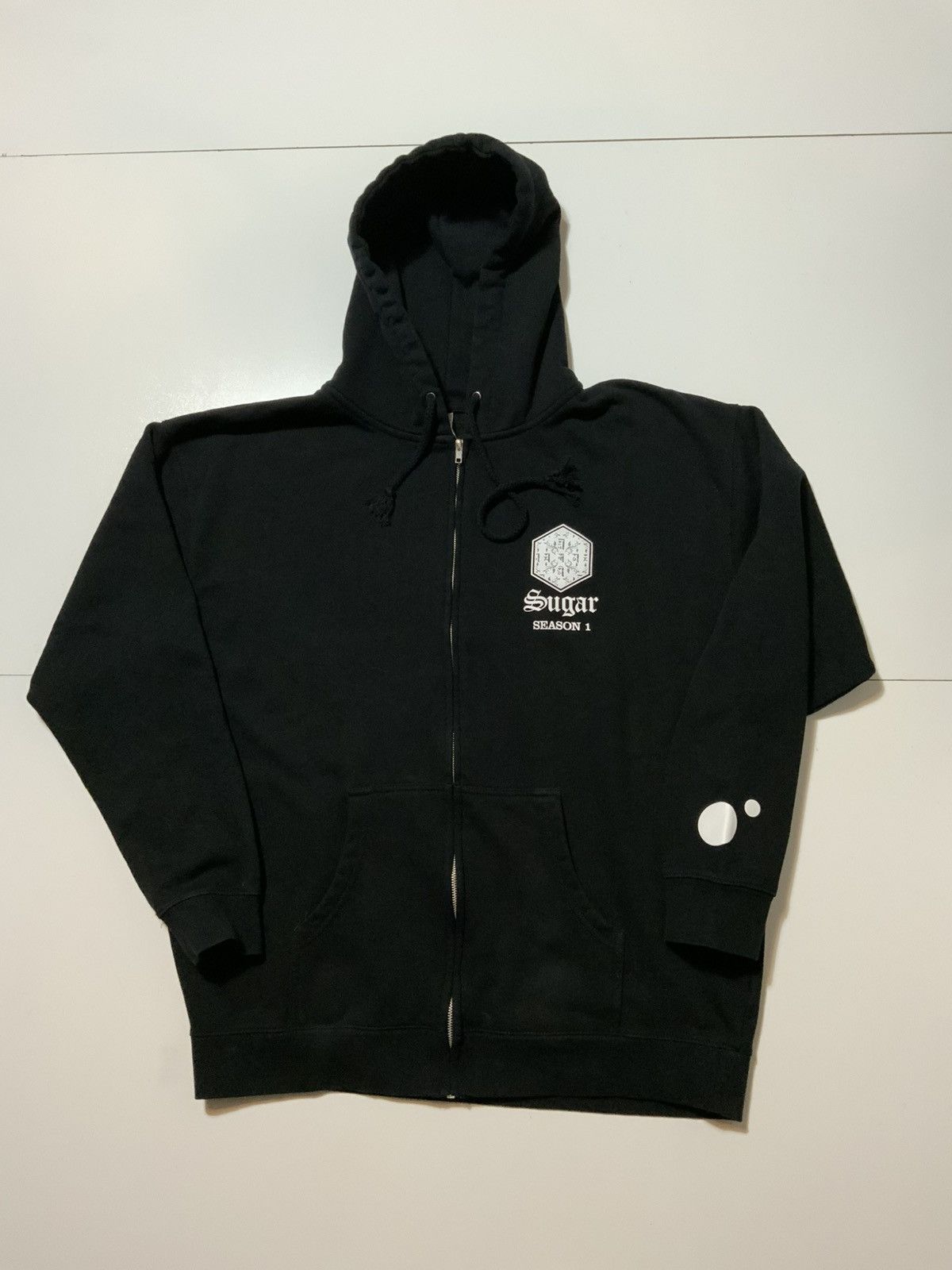 Independent Trading Co. Sugar Season 1 Neo Noir Mystery TV Series Cast Crew Hoodie Size US XL / EU 56 / 4 - 2 Thumbnail