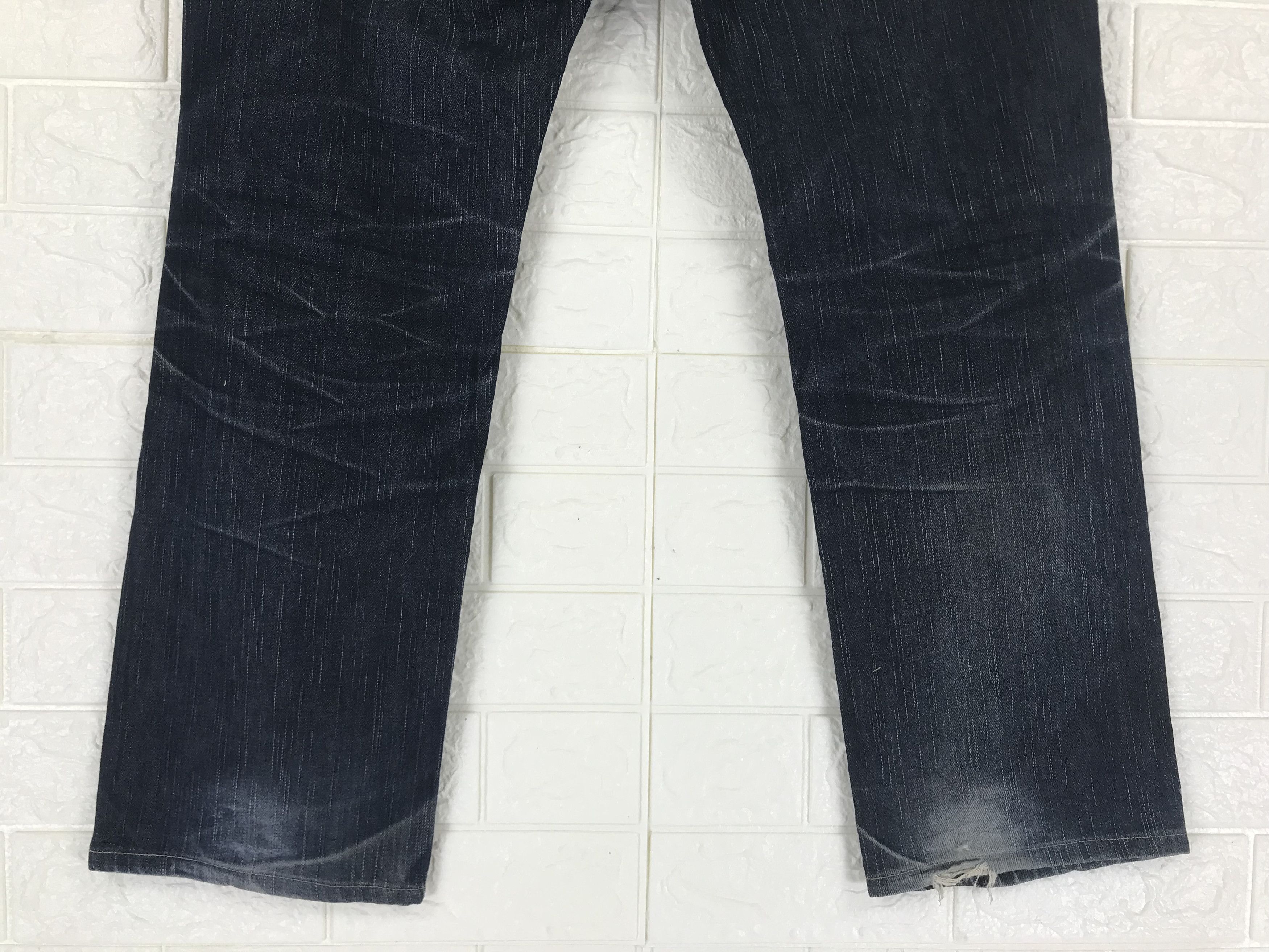 Edwin Vintage Edwin 503 Japanese Blue Ripped Jeans Size US 32 / EU 48 - 6 Thumbnail