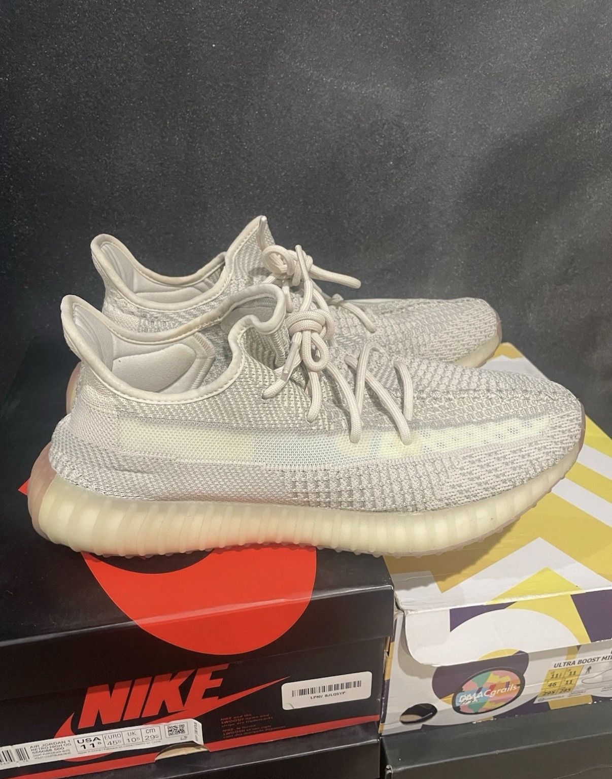 Yeezy Adidas Yeezy 350 Boost V2 Citrin Size 11.5 With Box Size US 12 / EU 45 - 3 Thumbnail