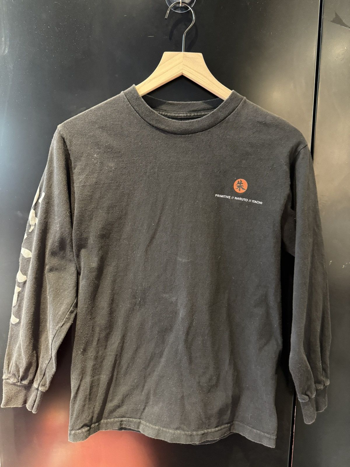 Primitive Primitive x Naruto Long Sleeve Tee Itachi Size US S / EU 44-46 / 1 - 1 Thumbnail