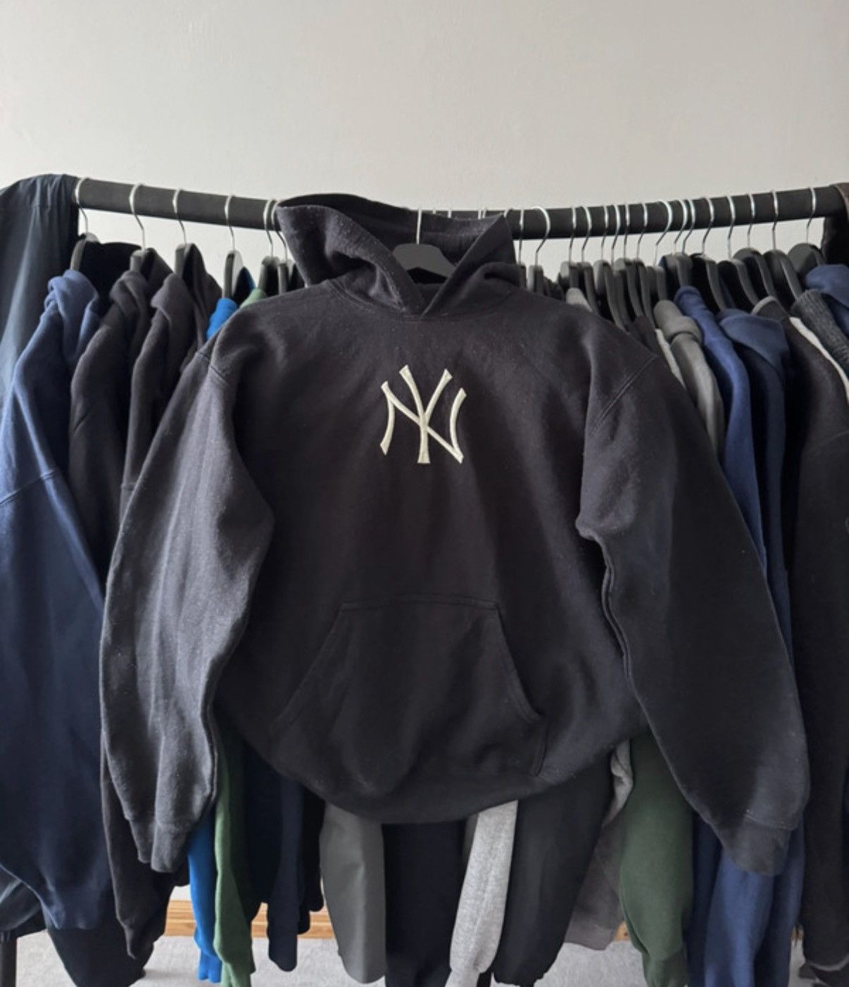 Vintage Vintage New York Yankees Hoodie Y2K S Size US S / EU 44-46 / 1 - 3 Thumbnail