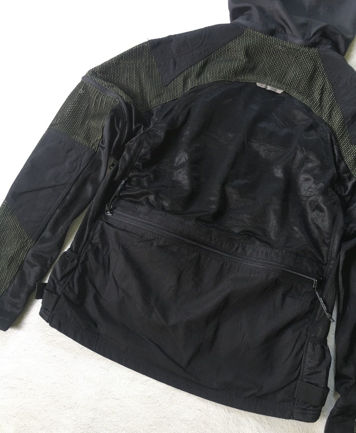Le Grande Bleu (L.G.B.) Field Core Mesh Jacket Packable Size US L / EU 52-54 / 3 - 7 Thumbnail