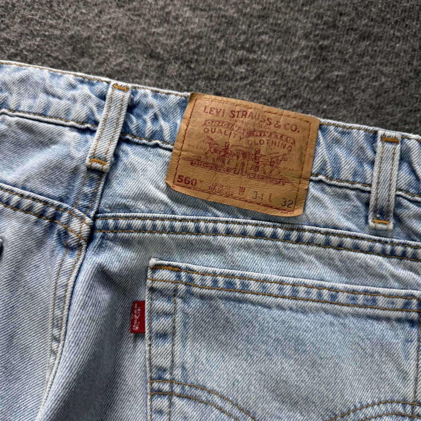 Levi's Levi’s 560 Jeans Vintage 90s Made in USA Loose Tapered 34x32 Size US 34 / EU 50 - 12 Thumbnail