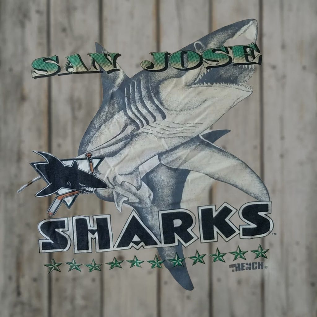 NHL VINTAGE San Jose Sharks NHL Hockey Pock T-Shirt Mens Large HUGE back-side Graphic Shirt Mens L Gray Sharks 90s Hockey Fans Mens Size US L / EU 52-54 / 3 - 1 Thumbnail