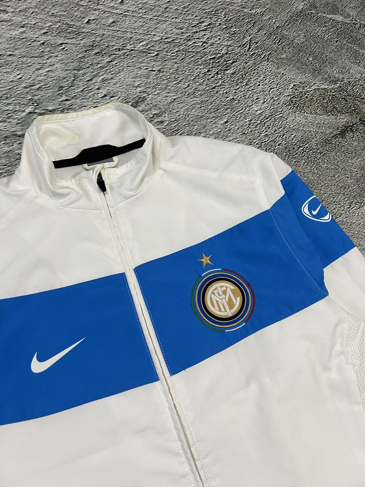 Nike Inter Milan Nike track jacket white blue nylon jacket Size US L / EU 52-54 / 3 - 3 Thumbnail