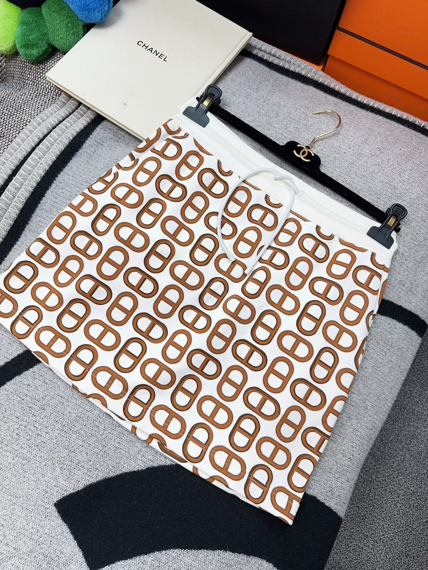 Hermes Hermes Printed Drawstring Short Skirt Size US 38 / EU 54 - 1 Thumbnail