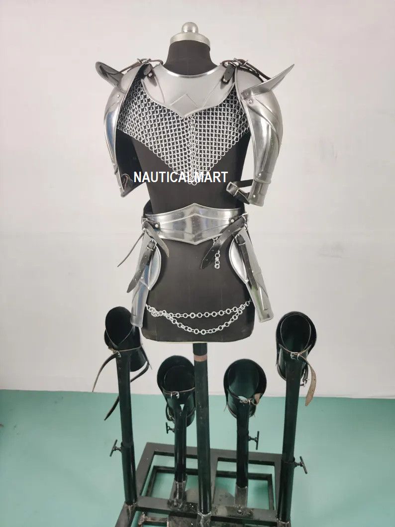 Other Brave Lady Medieval Knight Armor Set Chainmail Size ONE SIZE - 3 Thumbnail