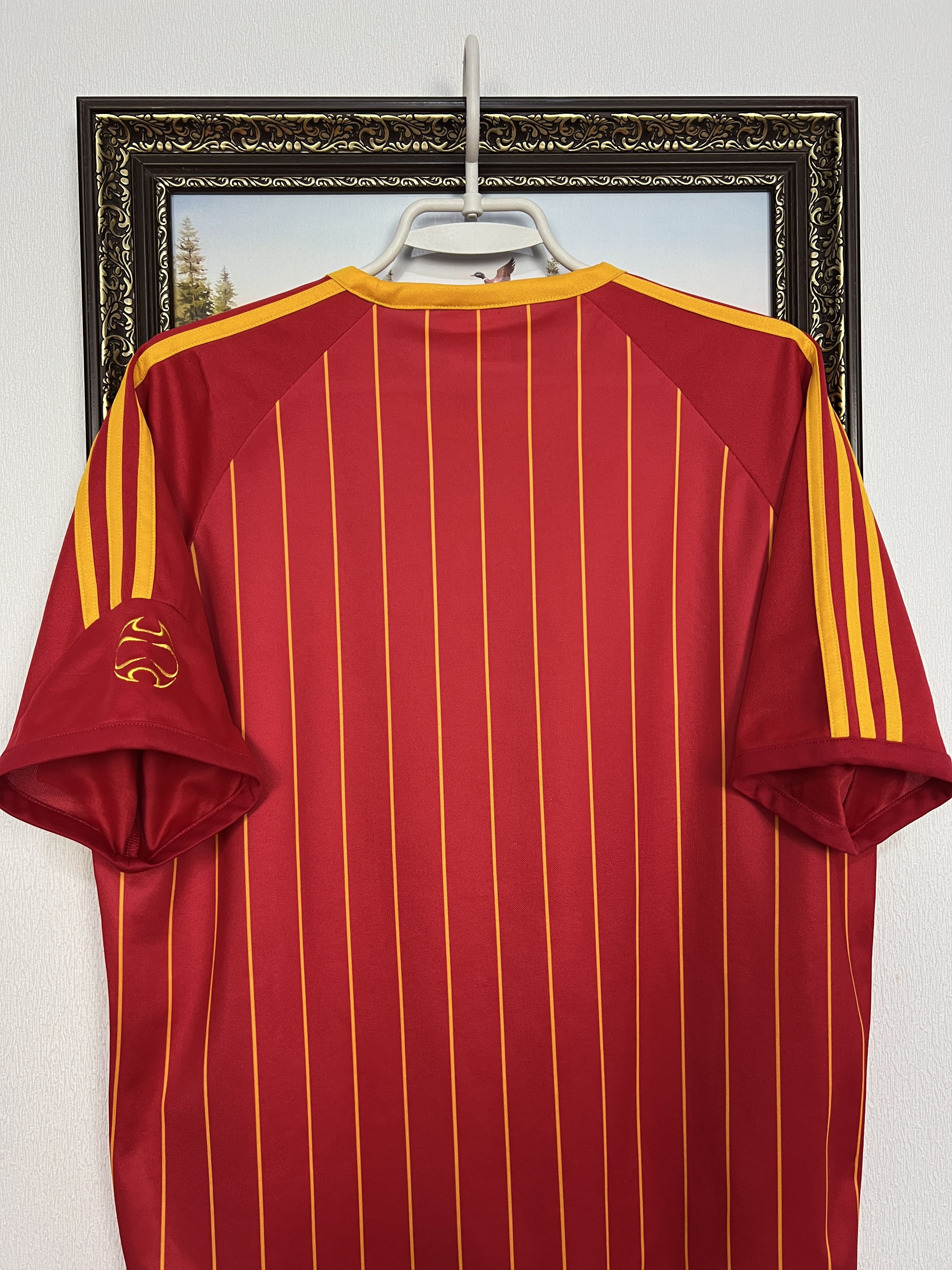 Adidas Spain Home football shirt 2005 Soccer Jersey Trikot Camiseta Size US L / EU 52-54 / 3 - 11 Thumbnail