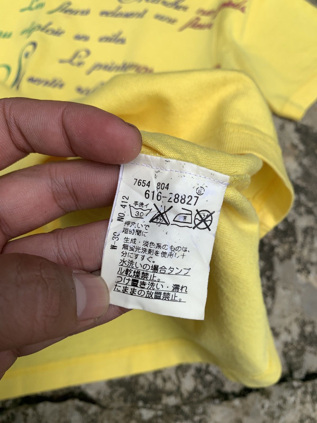 Japanese Brand × Takeo Kikuchi 2000s Takeo Kikuchi Japan Yellow France Poem Graphic Top Size M / US 6-8 / IT 42-44 - 7 Thumbnail