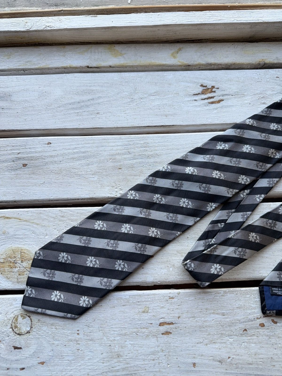 Designer × Kenzo Kenzo Homme Tie Black Gray Floral Stripe Made in Italy Silk Size ONE SIZE - 2 Thumbnail