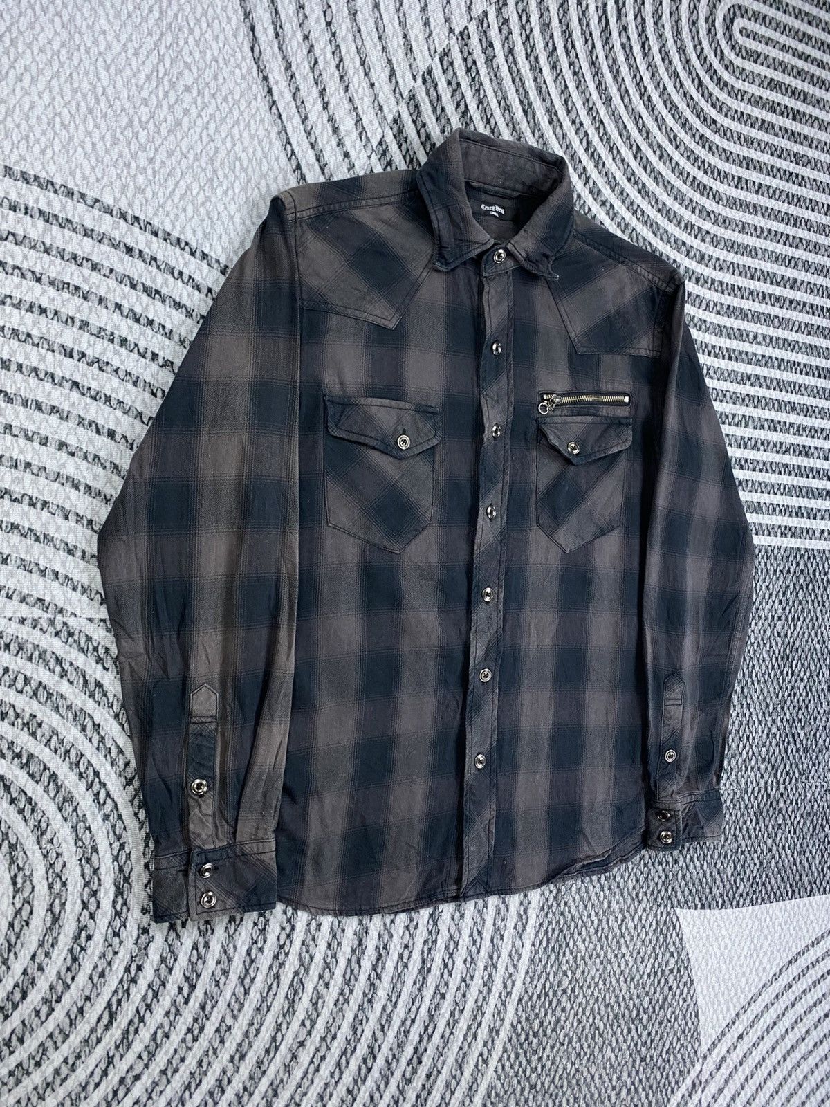 Japanese Brand Vintage Crazy Devil Checked Button Up Punk Style Nice Design Size US M / EU 48-50 / 2 - 3 Thumbnail