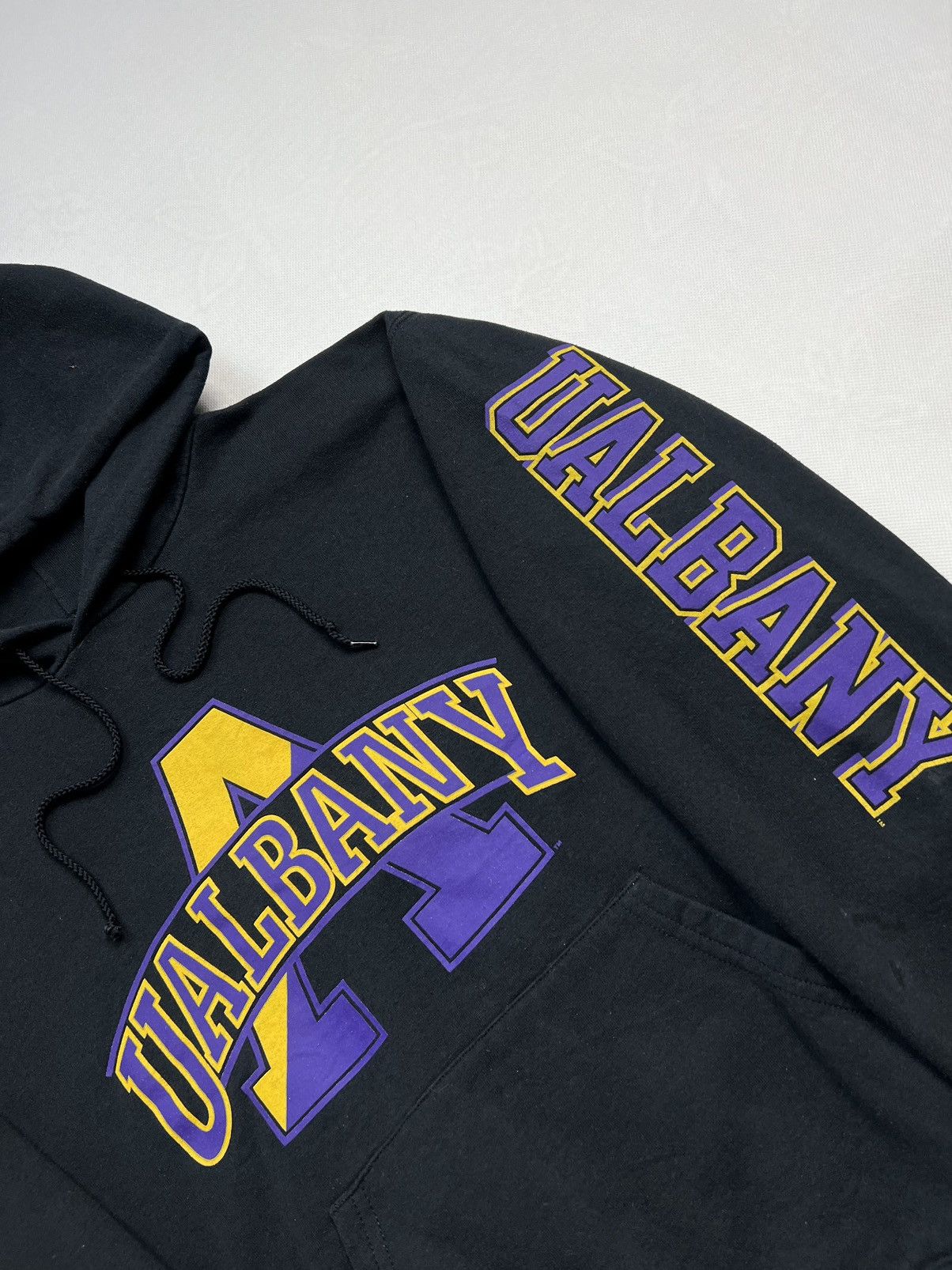 Champion × Vintage Hoodie Champion Ualbany vintage black Size US S / EU 44-46 / 1 - 2 Thumbnail