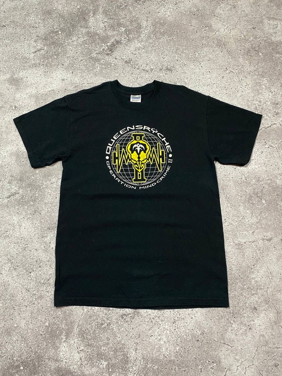 Band Tees Vintage QUENSRYCHE Rock Revenge Redemption band Tshirt Size US M / EU 48-50 / 2 - 1 Thumbnail