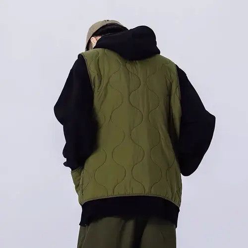 Vintage Tomomi x Yuri Army green utility buckle quilted vest jacket Size US L / EU 52-54 / 3 - 4 Thumbnail
