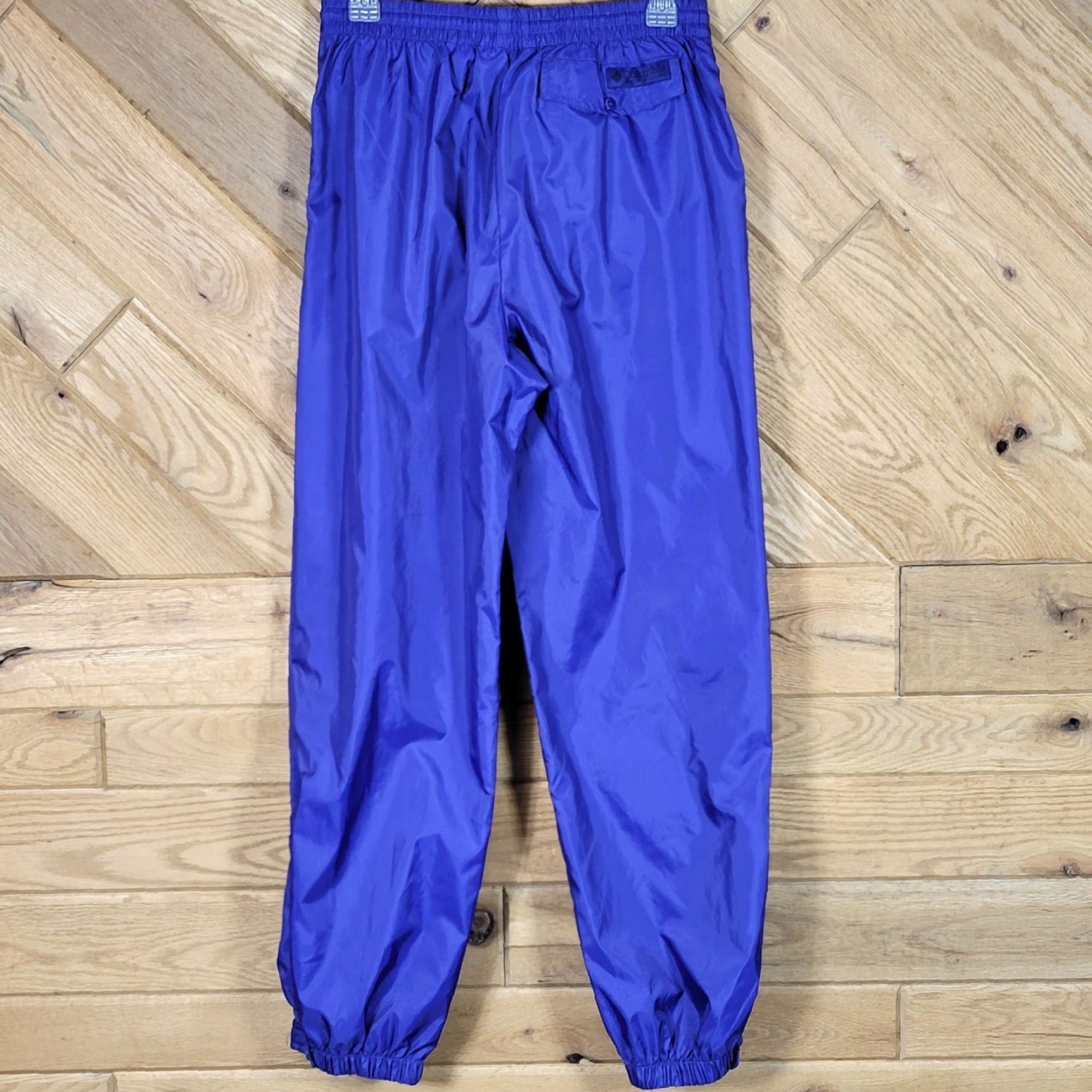 Vintage Vintage Columbia Windbreaker Pants Womens Medium Blue Nylon Elastic Waist Inseam 29" Rise 13" Tapered Casual - Black? Size 32" / US 10 / IT 46 - 3 Thumbnail