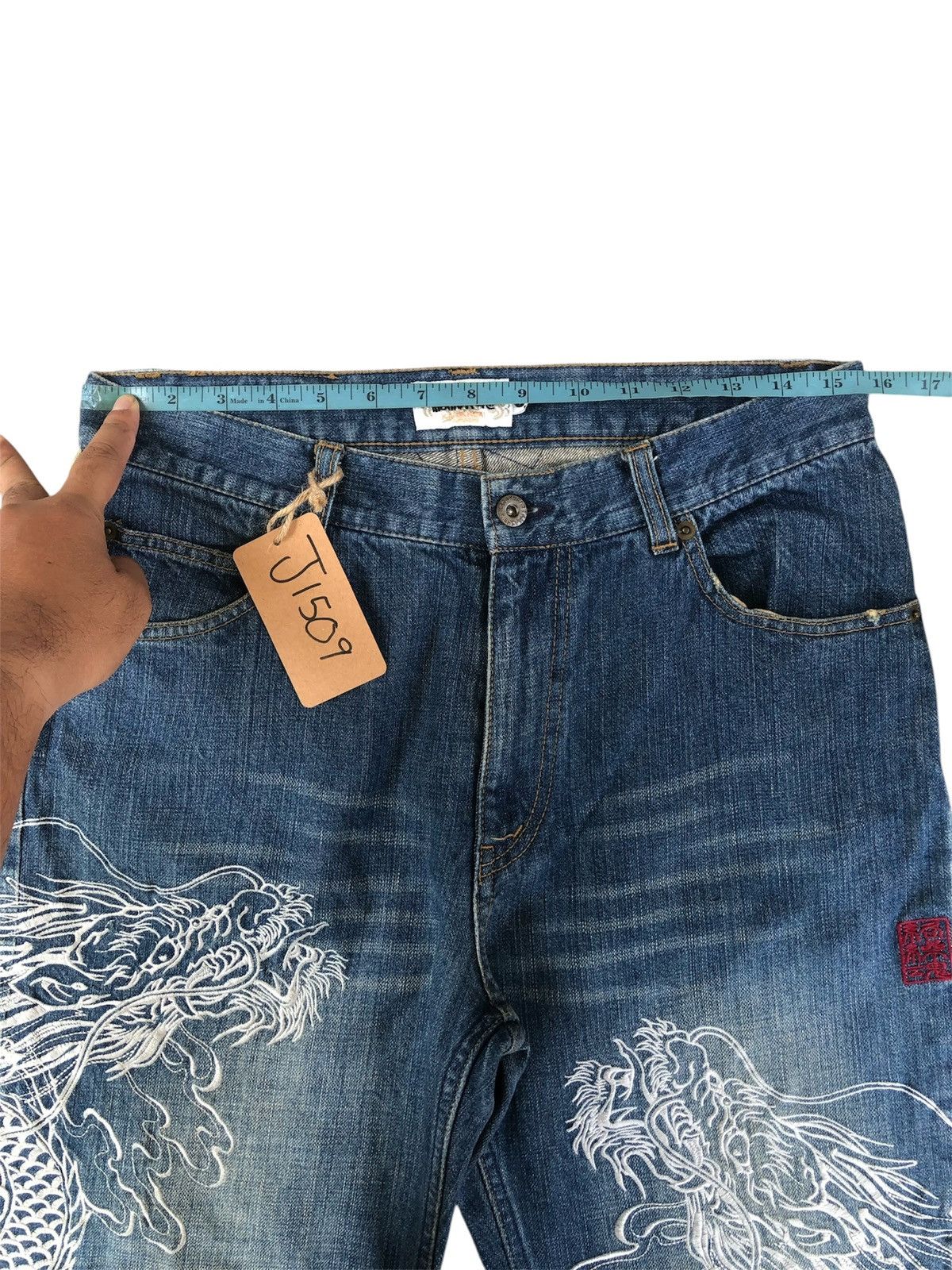 Karakuri Tamashii Karakuri Tamashii Embroidered Jeans Distressed Size US 31 - 22 Thumbnail