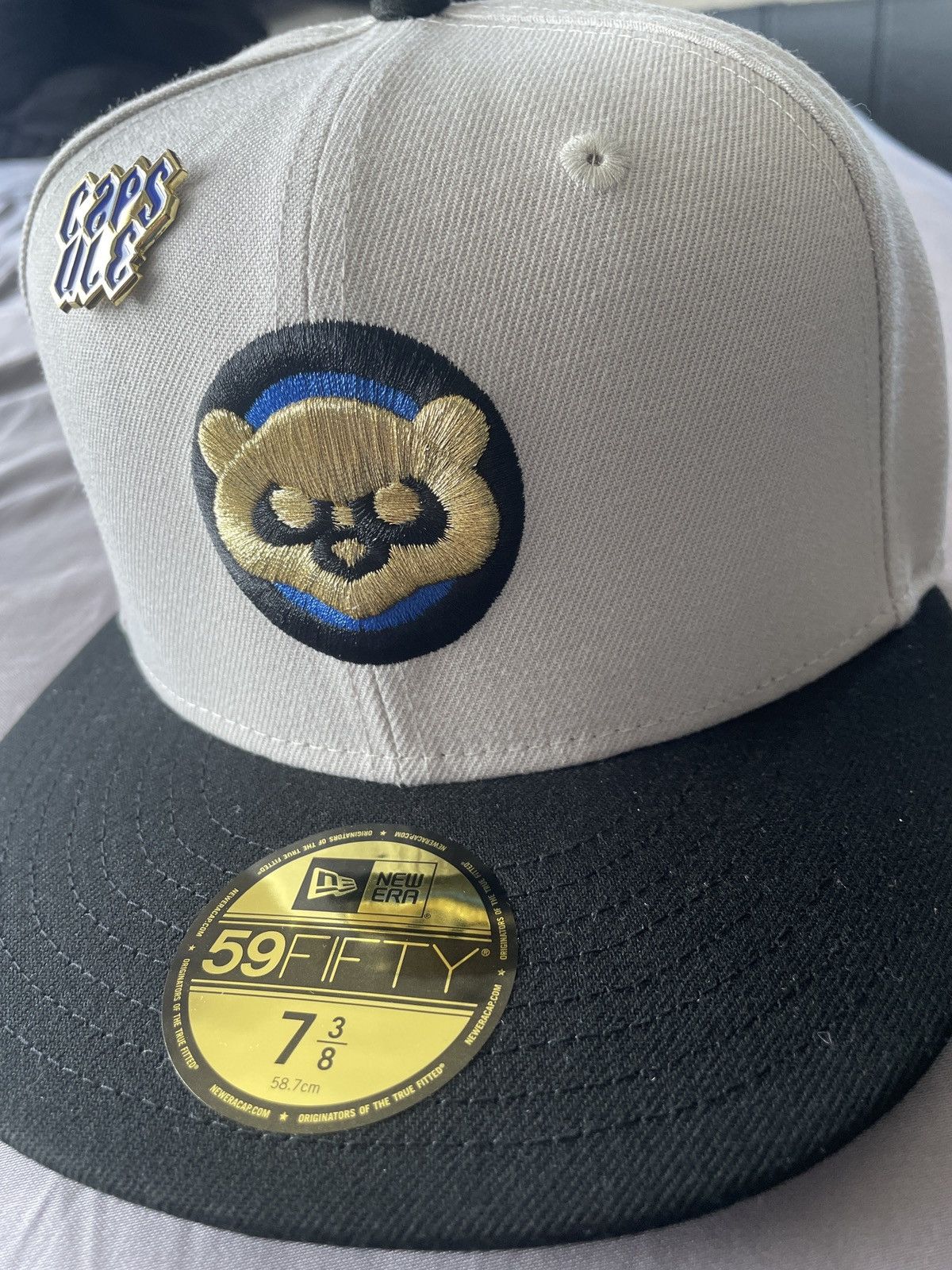 New Era Chicago Cubs 7 3/8 Fitted Hat Size ONE SIZE - 1 Thumbnail