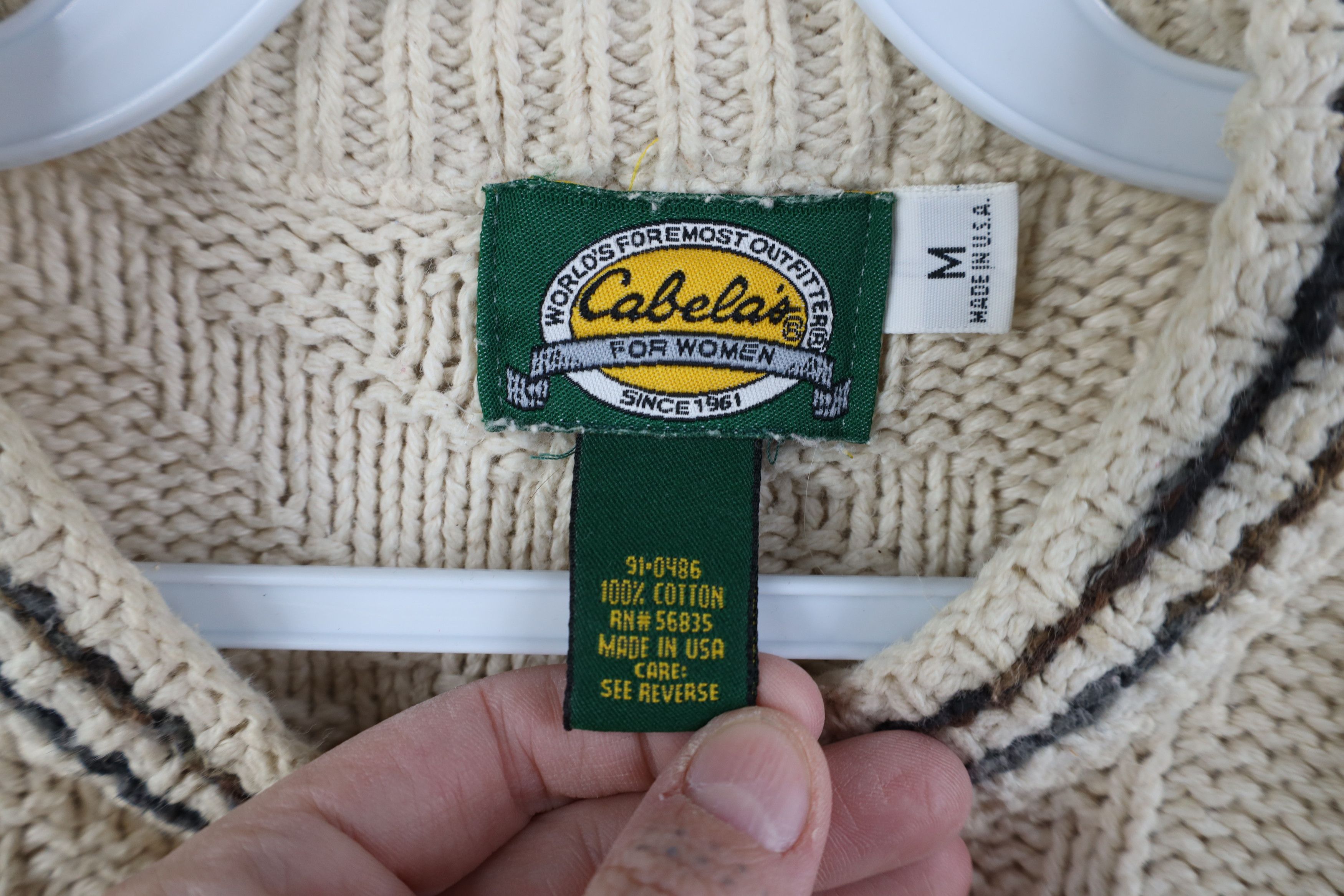 Cabelas Vintage 90s Cabelas Deer Raccoon Knit Sweater Cream USA Size M / US 6-8 / IT 42-44 - 8 Thumbnail
